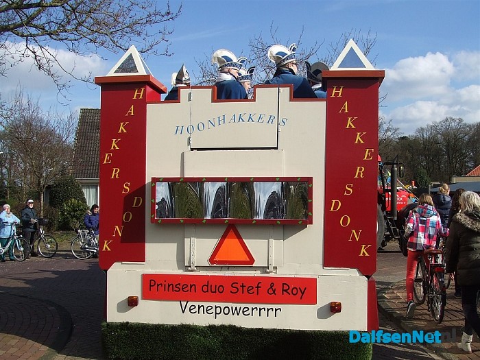 Carnaval in Hoonhorst en mooie optocht (2)