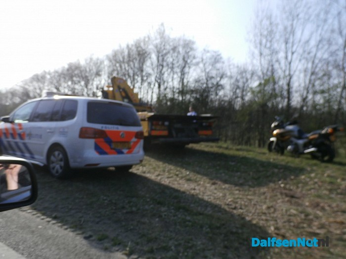 Motorrijder onderuit - Foto: Robert Bril