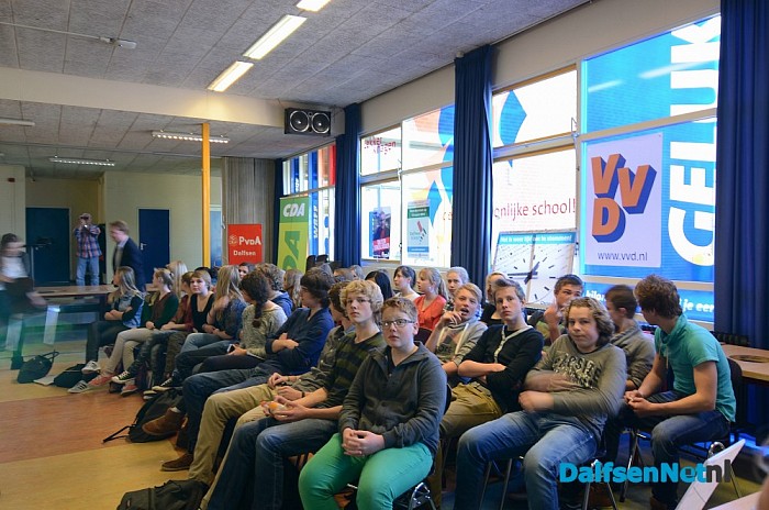 Lagerhuisdebat voor jeugd - Foto: Johan Bokma
