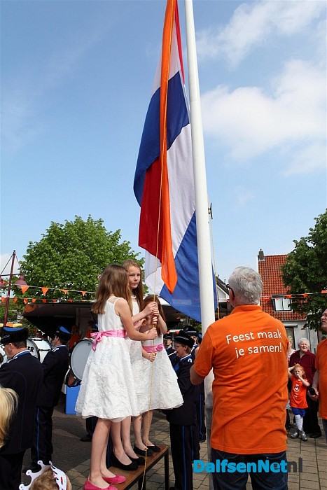 Versierde fietsenoptocht groot succes