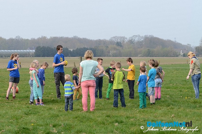 Plaatselijk belang houdt kindermiddag ism Scouting - Foto: Johan Bokma