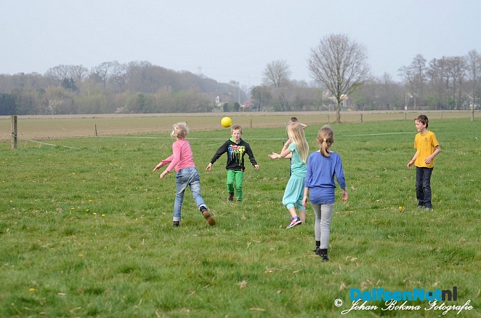 Plaatselijk belang houdt kindermiddag ism Scouting - Foto: Johan Bokma