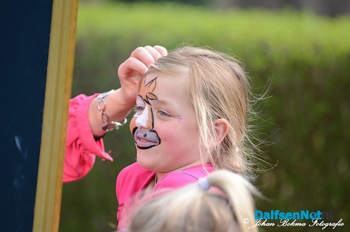 Plaatselijk belang houdt kindermiddag ism Scouting - Foto: Johan Bokma
