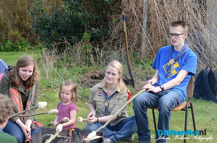 Plaatselijk belang houdt kindermiddag ism Scouting - Foto: Johan Bokma