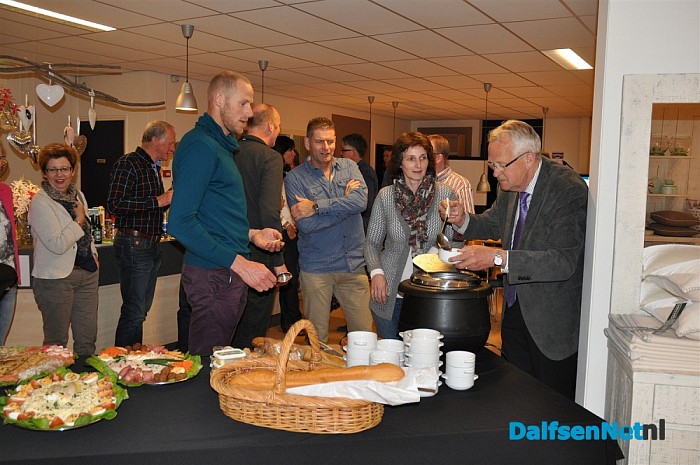 Flash laat haar sponsoren inspiratie op doen