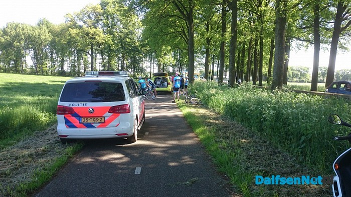 Wielrenners gewond na frontale botsing - Foto: Robert Bril