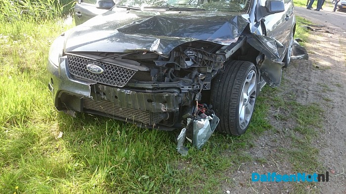 Aanrijding met paard op Veldweg - Foto: Robert Bril