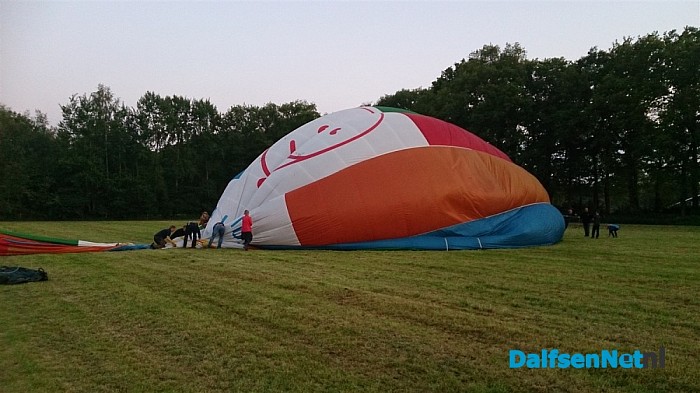 Luchtballon landing in het Sterrebos
