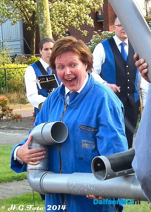 Excelsior on tour in Oudleusen. - Foto: H.G. Foto