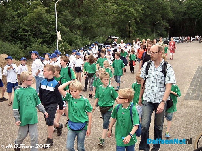 De eerste dag wandel3 daagse: 1142 deelnemers! - Foto: H.G. Foto