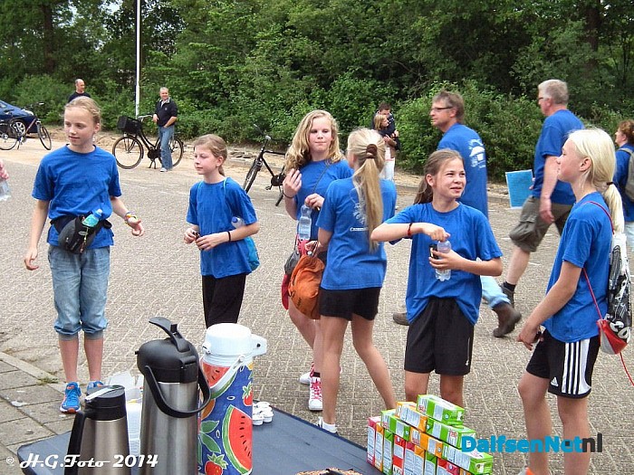 De eerste dag wandel3 daagse: 1142 deelnemers! - Foto: H.G. Foto