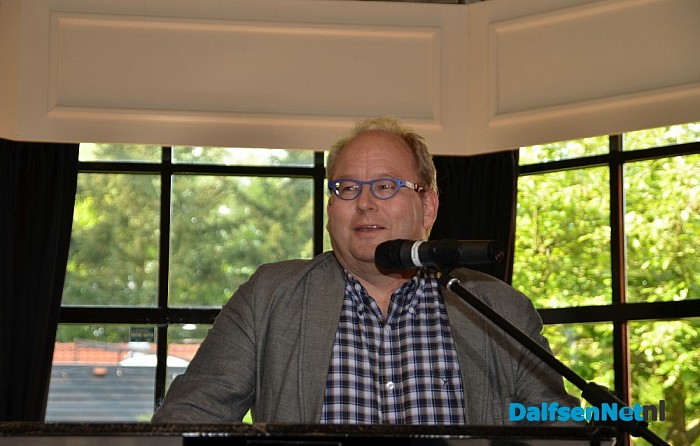 Afscheid wethouder Goldsteen met een koninklijk tintje - Foto: Johan Bokma