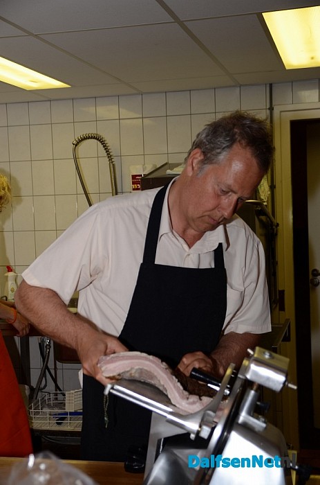 Burgemeester Han Noten kookt voor ALS - Foto: Johan Bokma