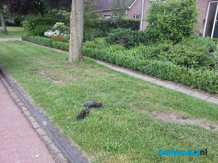Wel vreemde schoenen “kunst” aan Bontekamp. (nu met update) - Foto: Annemieke