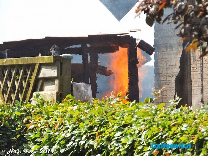 Grote Woningbrand in Dalfsen (Update) - Foto: H.G. Foto