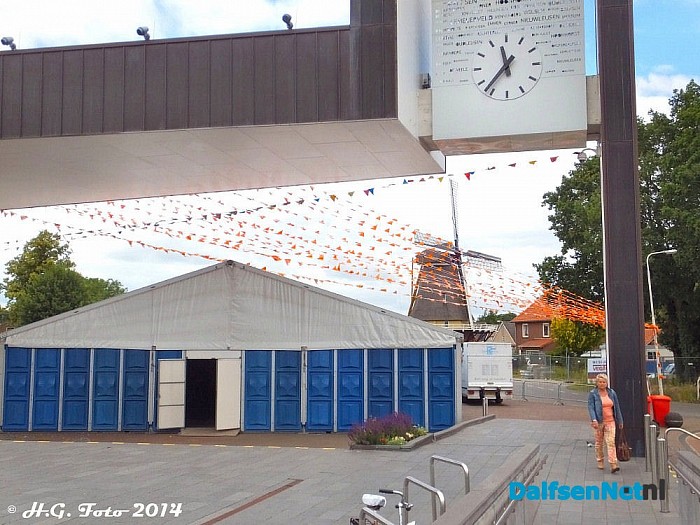 Voorbereidingen Copacabana aan de vecht in volle gang. - Foto: H.G. Foto