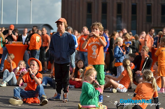 Nabeschouwing WK-plein Dalfsen van onze eigen Dalfser Jobcoach - Foto: Johan Bokma