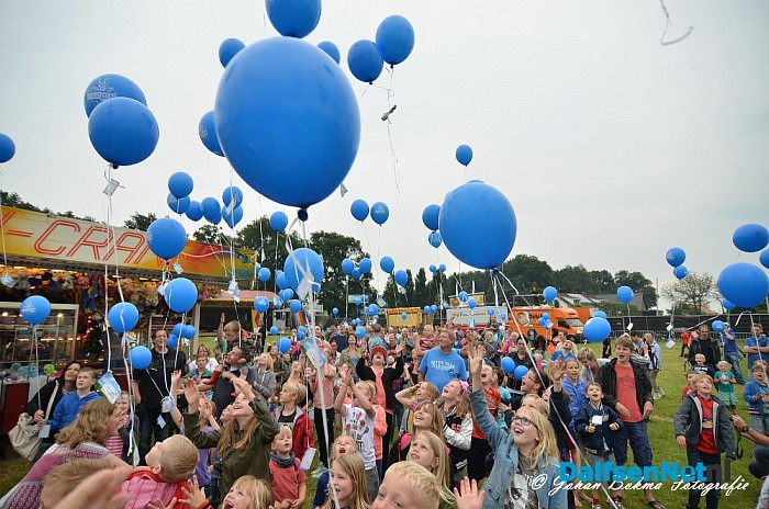 Sproeifeest was gisteren weer goed bezocht - Foto: Johan Bokma
