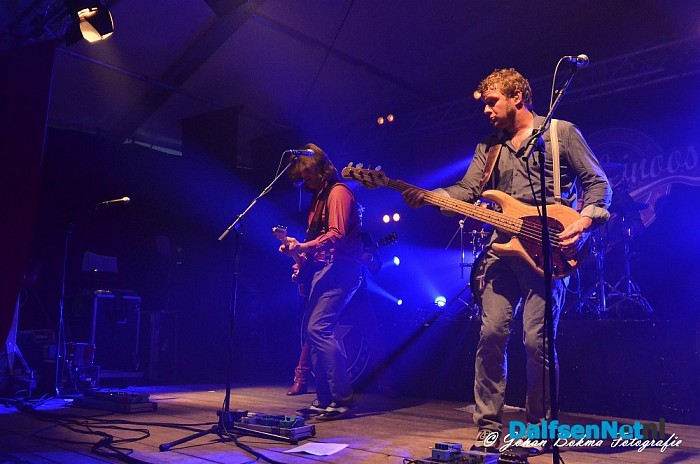Sproeifeest was gisteren weer goed bezocht - Foto: Johan Bokma