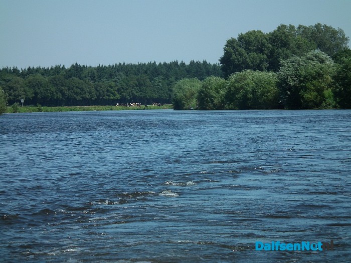 Vakantie? Prachtig weer om Dalfsen vanaf de Vecht te ontdekken! - Foto: Robert Bril
