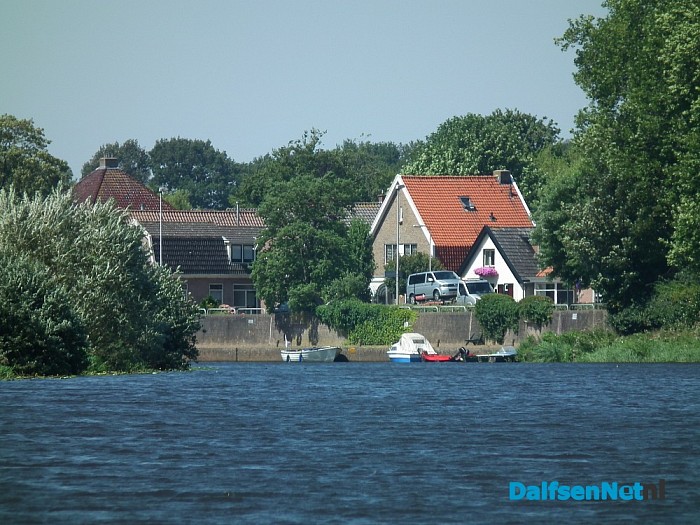 Vakantie? Prachtig weer om Dalfsen vanaf de Vecht te ontdekken! - Foto: Robert Bril