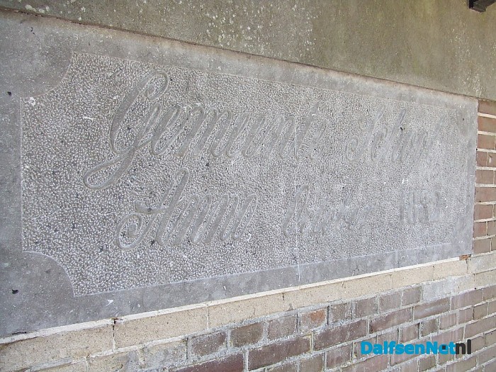 De eerste school in het veld van Lemele