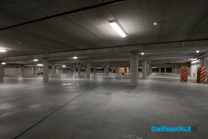 Parkeren onder Albert Heijn