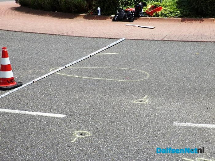 Ongeval met gewonde op rotonde Rondweg Dalfsen