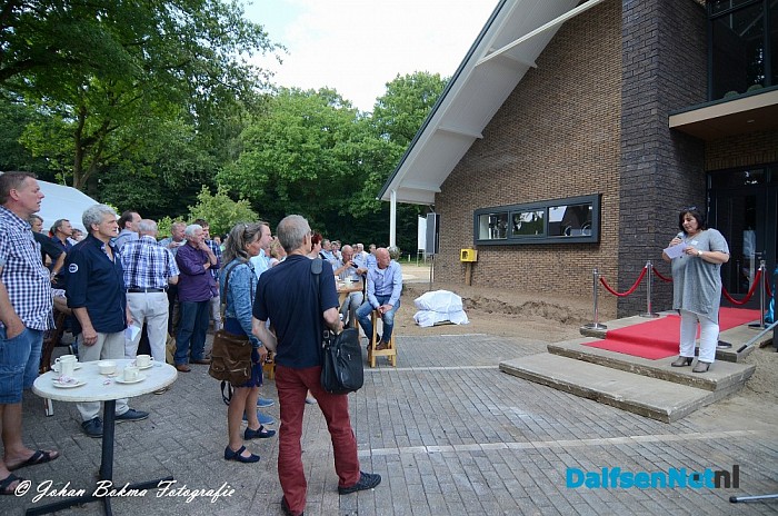 Opening van de nieuwe Potstal in Hoonhorst - Foto: Johan Bokma