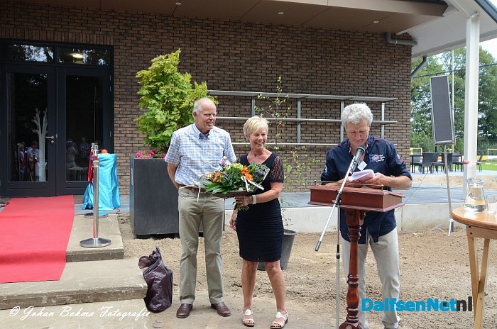 Opening van de nieuwe Potstal in Hoonhorst - Foto: Johan Bokma