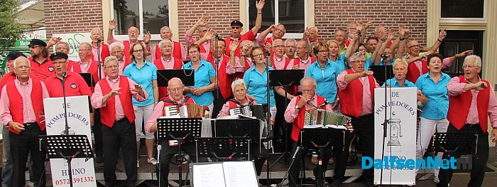 Jubilerende Pompedoers organiseren korenfestival