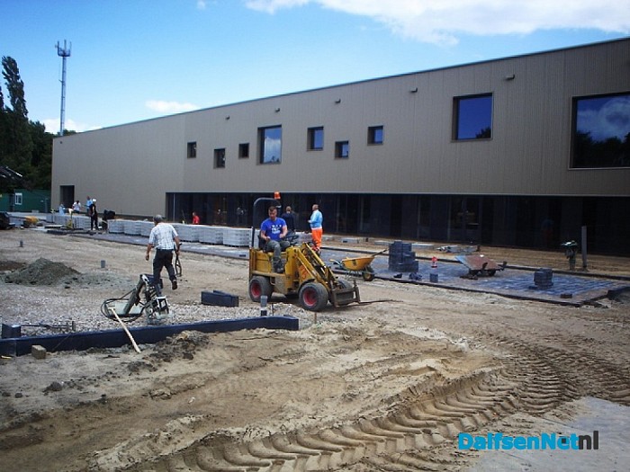 Werkzaamheden buiten bij Trefkoele+ vorderen