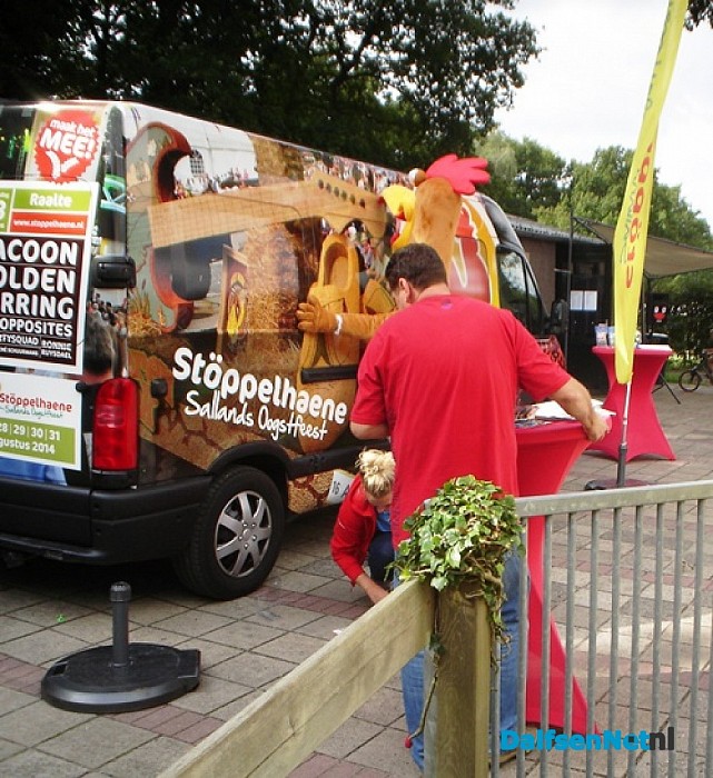 Stoppelhane promotieteam bij camping Starnbosch