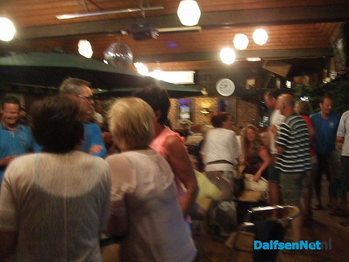 Dorpspleinfeest Hoonhorst deels verregend