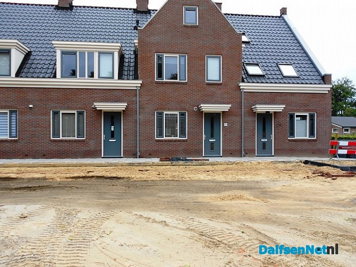 Ook laatste hand straatwerk locatie Wapen van Dalfsen