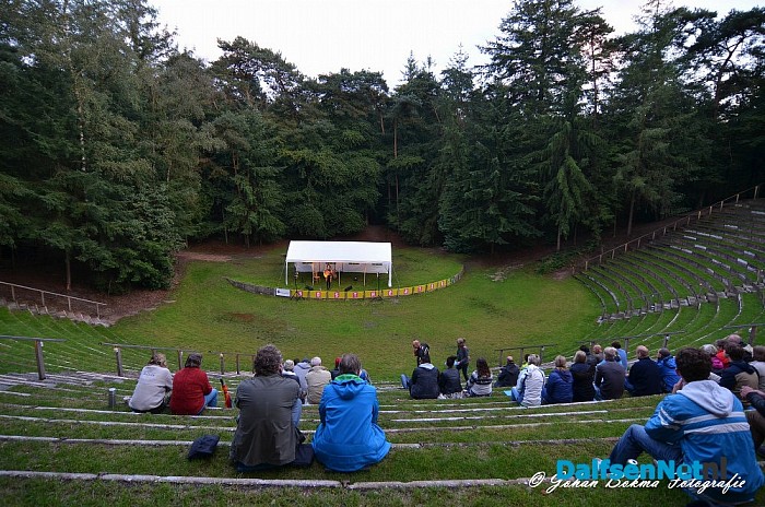 John Hill & Chayah in het Bostheater Ommen. - Foto: Johan Bokma