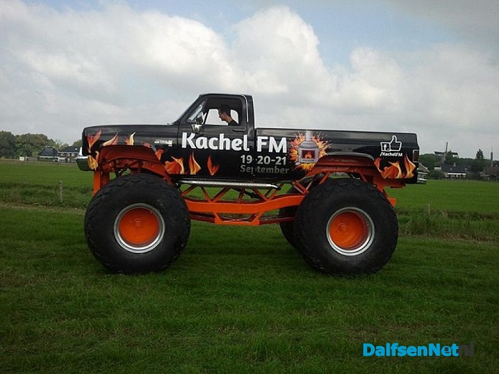 Monstertruck van KachelFM te koop