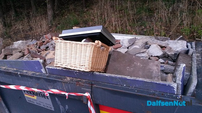 Platenspeler en mand gevonden