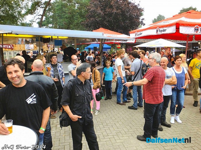 1e cigarbox guitar festival een succes. - Foto: H.G. Foto