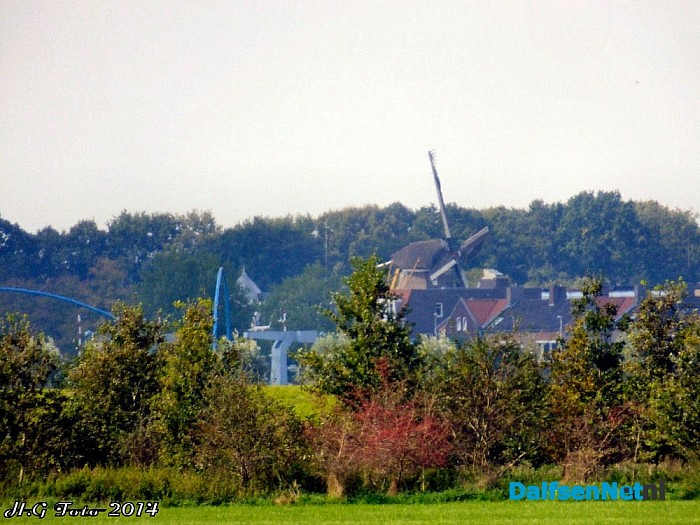 Ruime belangstelling voor Dalfser monumenten. - Foto: H.G. Foto