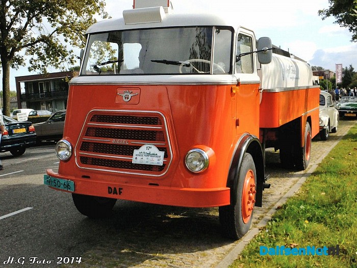 Eerste Mansier oldtimer toertocht. - Foto: H.G. Foto