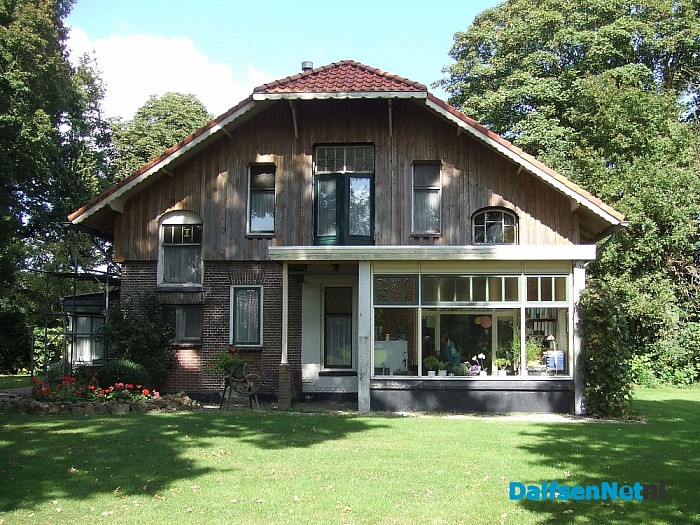 Villa Rosa Lemelerveld verscholen in het groen
