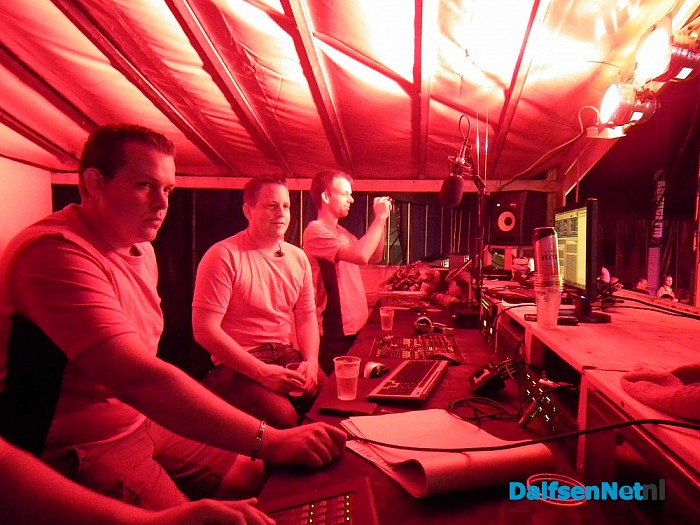 Eerste avond KachelFM reuze gezellig - Foto: Robert Bril
