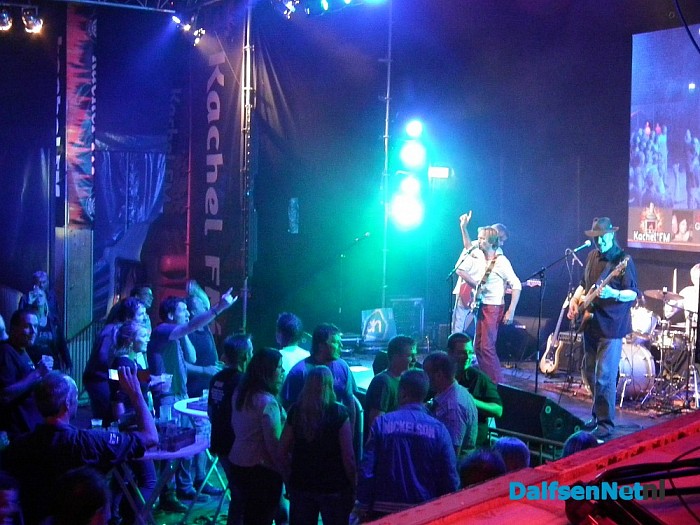 Eerste avond KachelFM reuze gezellig - Foto: Robert Bril
