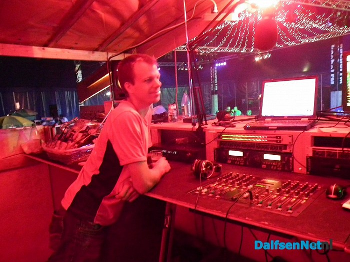 Eerste avond KachelFM reuze gezellig - Foto: Robert Bril