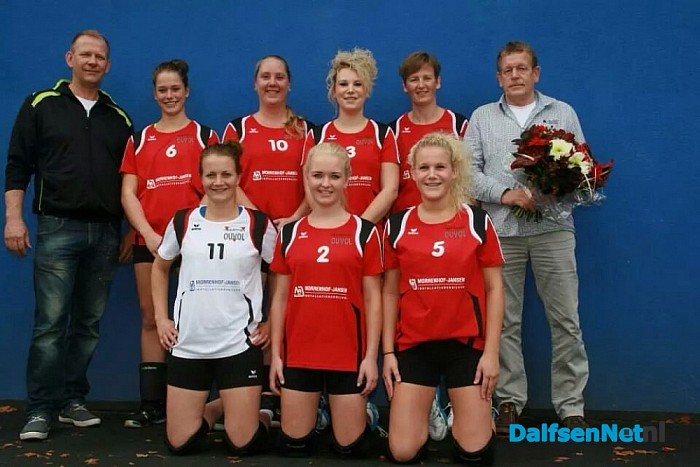 Volleybal damesteam zoeken een goede coach