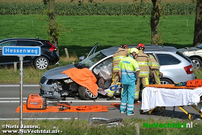 Ongeval Hessenweg met paardentrailer - Foto: Niels Jansen