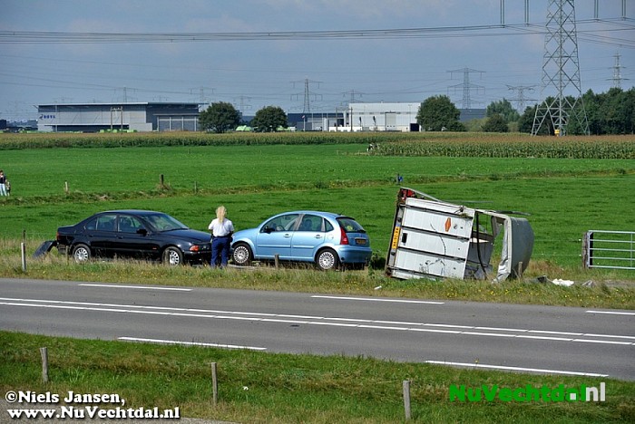 Ongeval Hessenweg met paardentrailer - Foto: Niels Jansen