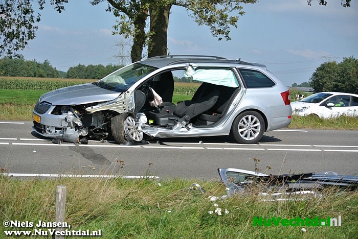 Ongeval Hessenweg met paardentrailer - Foto: Niels Jansen