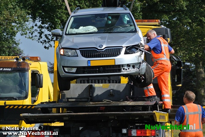 Ongeval Hessenweg met paardentrailer - Foto: Niels Jansen